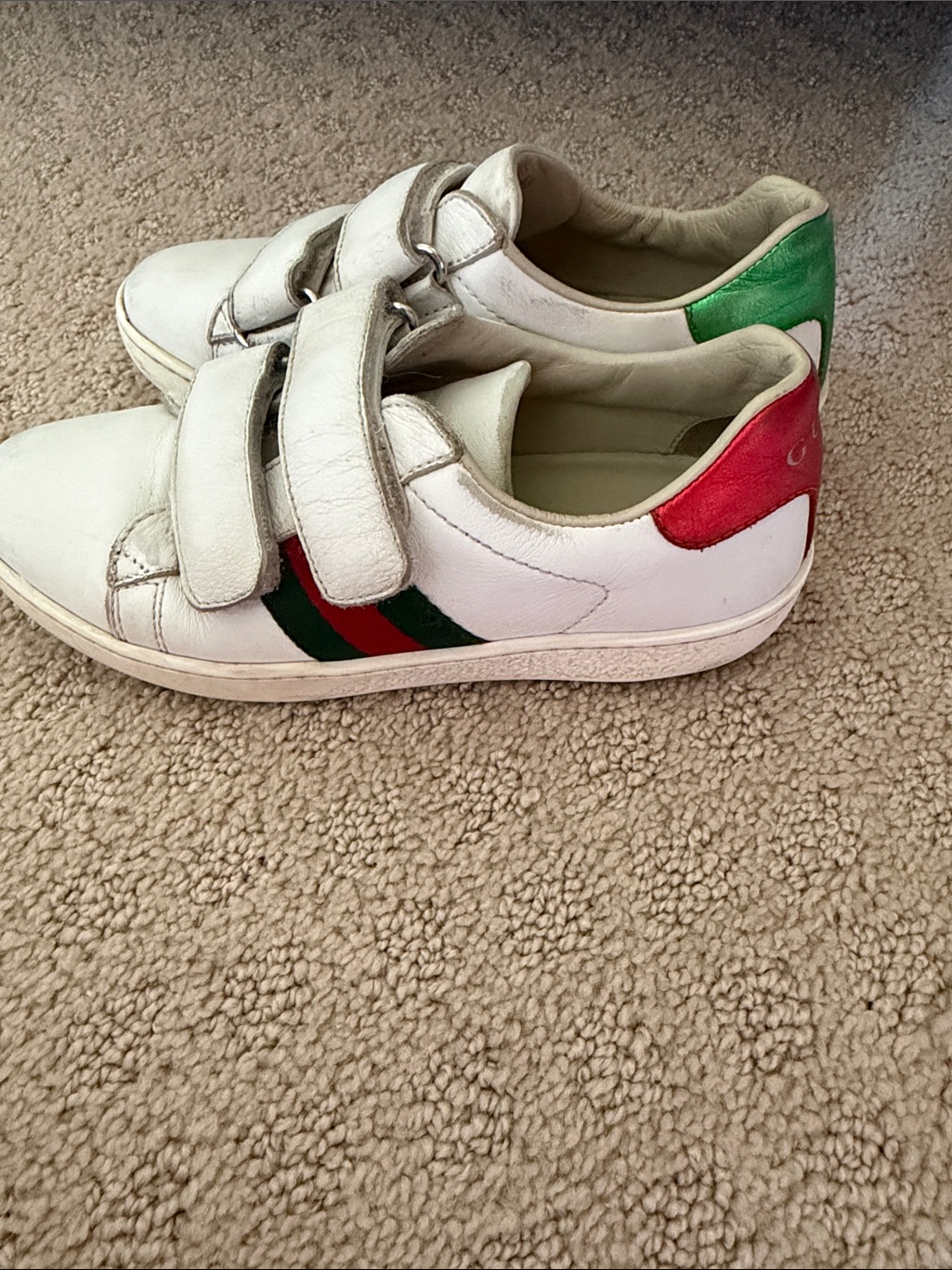 Gucci Ace Kids Velcro Sneakers With Red & Green Accents